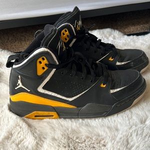 Air Jordan shoes
